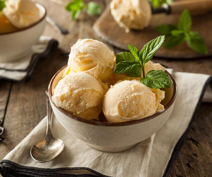 Nous vous proposons des glaces aux multiples parfums.